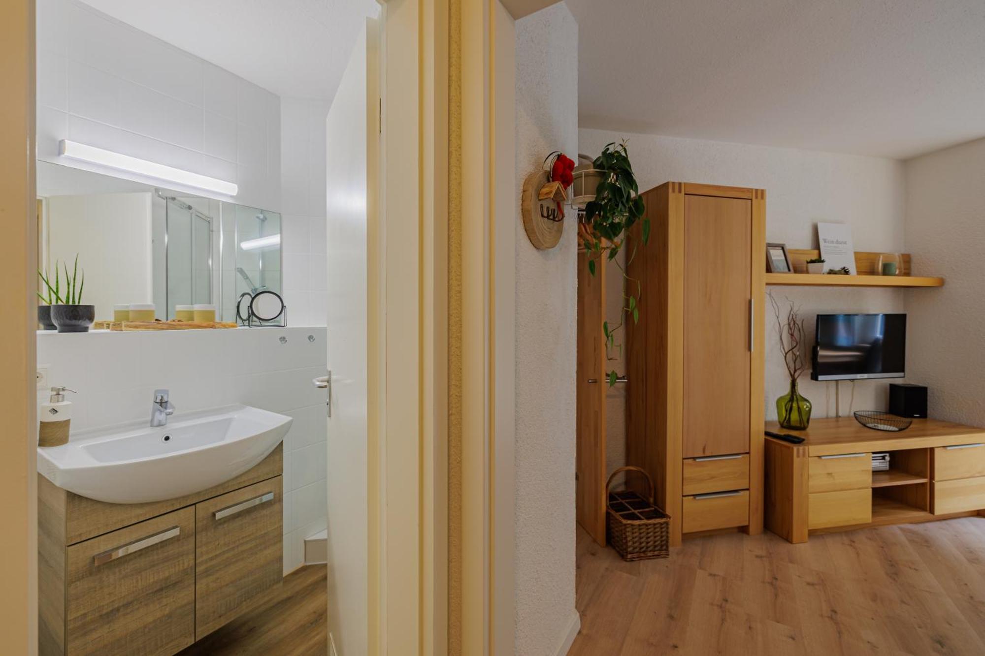 Baechle Im Wanderparadies Balkon Mit Blick Auf Den Bach Sauna Im Haus Tiefgarage E-Ladestation Тодтнауберг Екстериор снимка